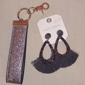 Simply Southern Sparkle Earring  Key Chain Set NWT